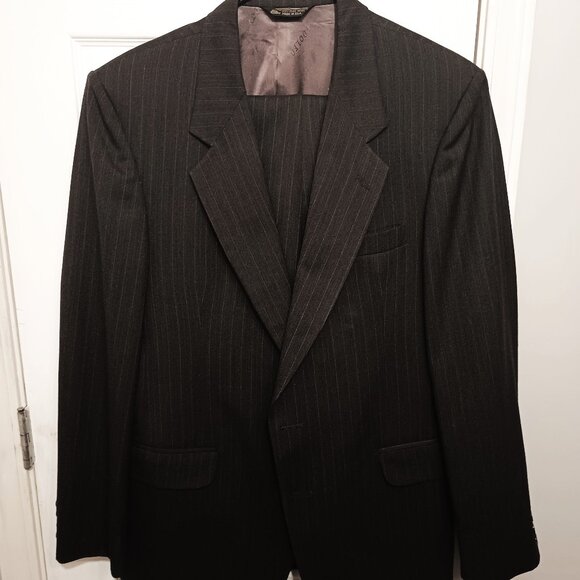 Adolfo Men 2 Piece Grayish Brown Suit - Picture 4 of 16